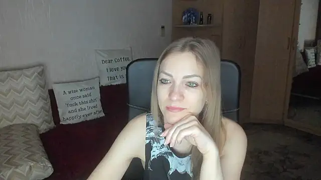 Tiffany Bates online show from February 2, 3:49 am