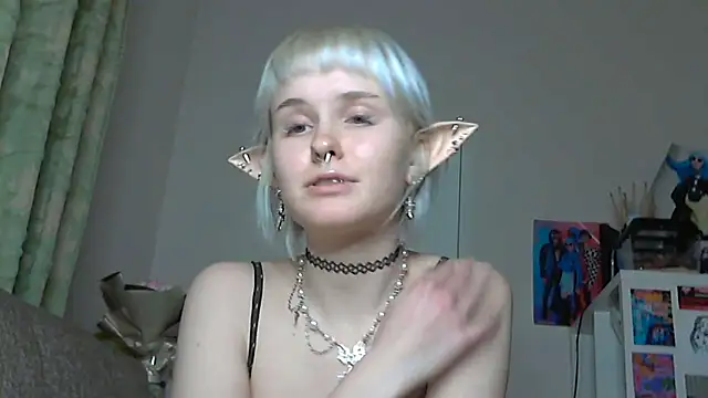 Paradoxy  online show from December 16, 8:26 pm