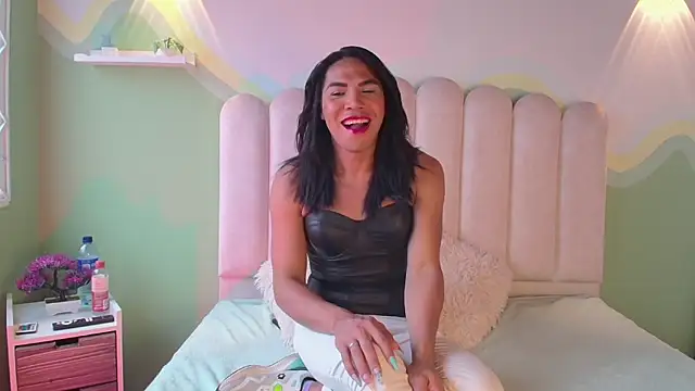 Snapshot of Aria__Smith chatting on September 28, 6:57 pm Aria  Smith online show from September 28, 6:57 pm