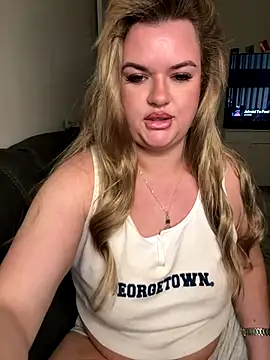 MrsBlazeXX online show from October 16, 11:40 pm