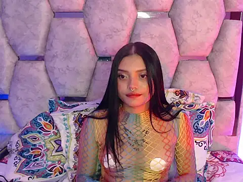 AnalyMilles online show from November 16, 2:46 am