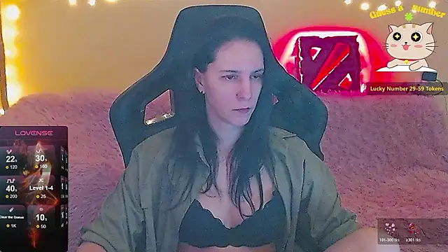 Irwi Tomboy online show from February 17, 4:39 pm