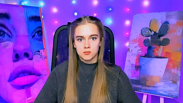 JuneWoods online show from February 13, 12:18 pm