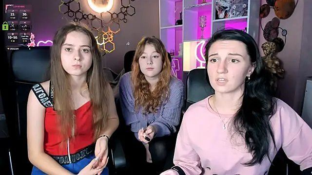 rebecca smile online show from October 15, 7:27 pm