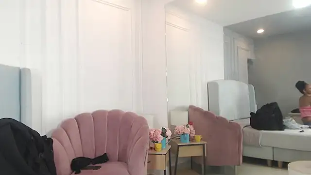 ChantalGarner online show from February 4, 1:25 pm