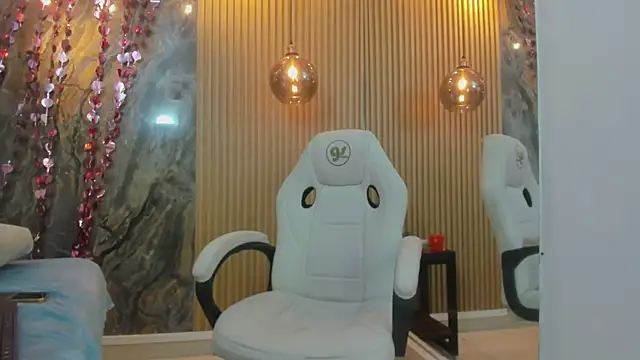 beca winn online show from February 18, 11:53 am