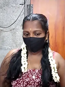 Tamil Hot Sandy online show from March 2, 4:25 pm