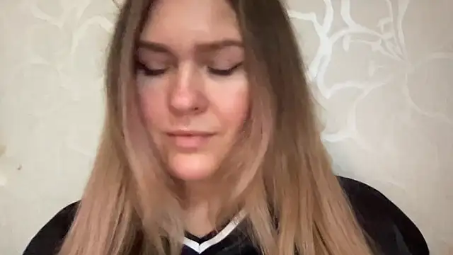 Milysoren online show from February 12, 4:19 pm