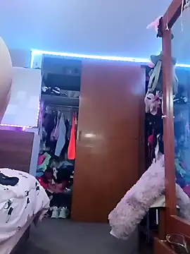 pinklajokr online show from February 13, 1:46 pm