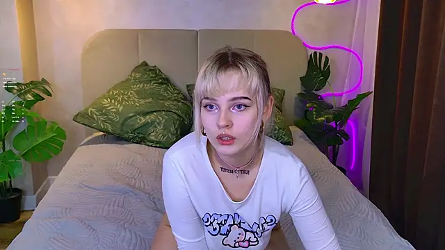 MayWins online show from October 3, 9:09 pm