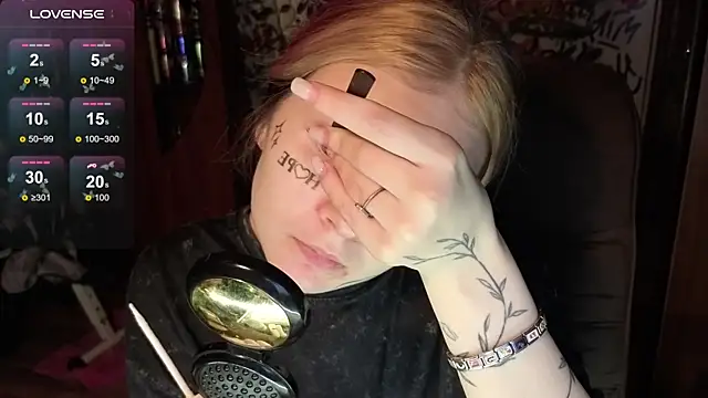 Liaaa Li online show from October 31, 5:39 pm