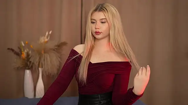 AshleyNikoo online show from November 5, 3:28 pm