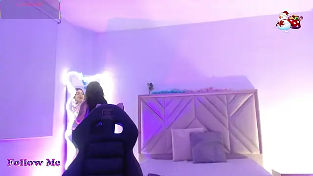 Ixchel tay online show from December 1, 3:32 am