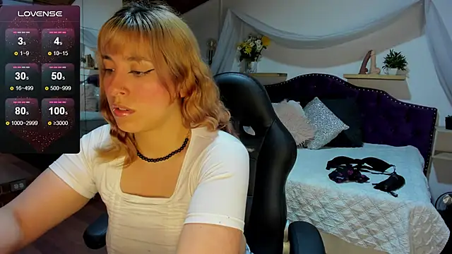 sophialyh 1 online show from October 30, 1:12 pm