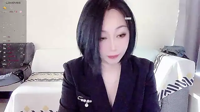 Snapshot of Smile-- chatting on October 21, 2:59 am Smile-- online show from October 21, 2:59 am