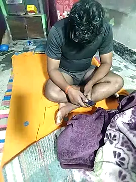 RED Queen 6 online show from December 1, 3:37 pm