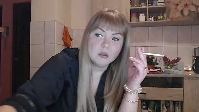 roxy863086 online show from March 6, 1:55 am