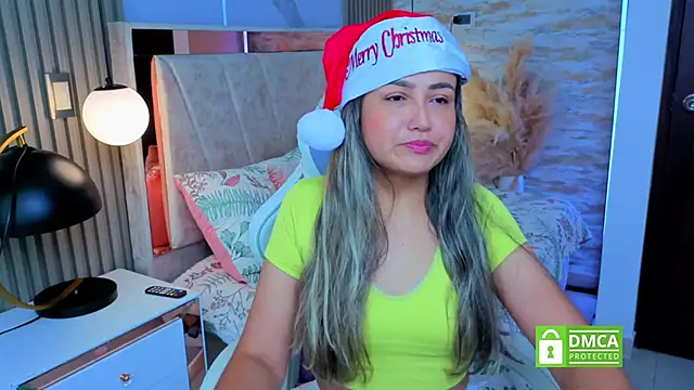 lila cute1 online show from December 3, 11:45 am