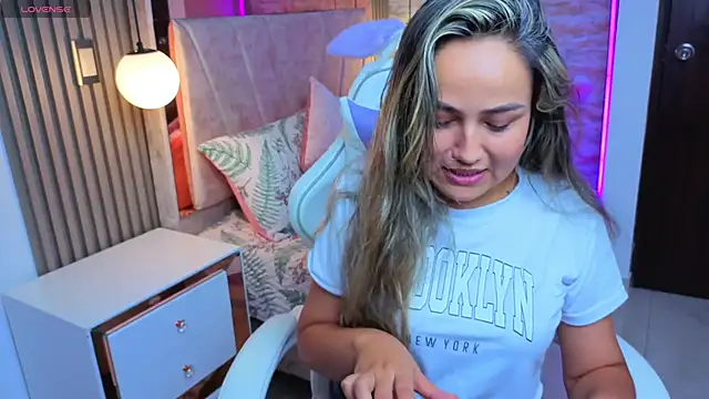 lila cute1 online show from November 2, 10:29 am