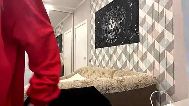 RebelKitsune online show from October 5, 6:29 am