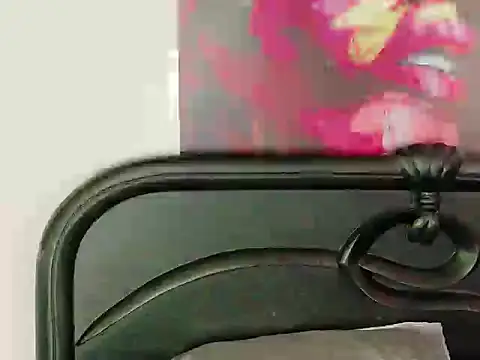 Aisha-Smith69 online show from October 15, 7:05 pm