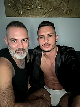 WildFlame2525 online show from November 5, 8:14 pm