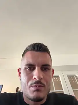 WildFlame2525 online show from November 9, 2:13 pm