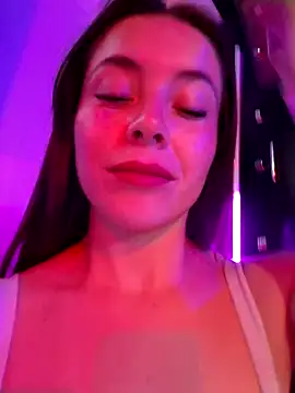 EmmaValencia  online show from November 16, 5:31 am