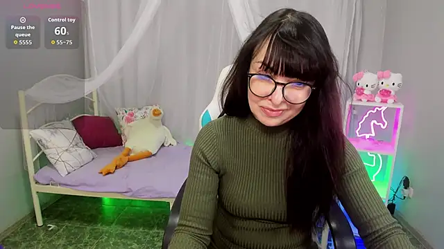 LindaRomero online show from November 3, 10:08 am