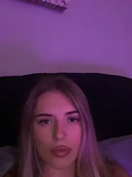 EllieEllxx online show from October 18, 7:26 pm