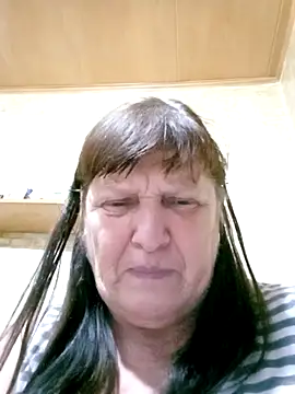 Apeesynka55211 online show from October 18, 7:59 pm