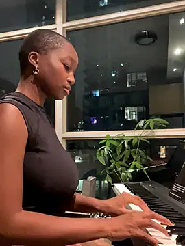 tia   fox online show from October 31, 7:12 am