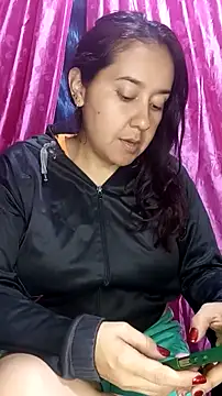 linda swett online show from January 6, 12:03 am