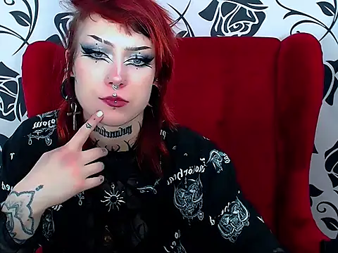 ViviaDark online show from November 3, 4:00 pm