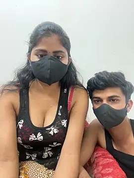 sexy-riya43 online show from December 15, 4:01 pm