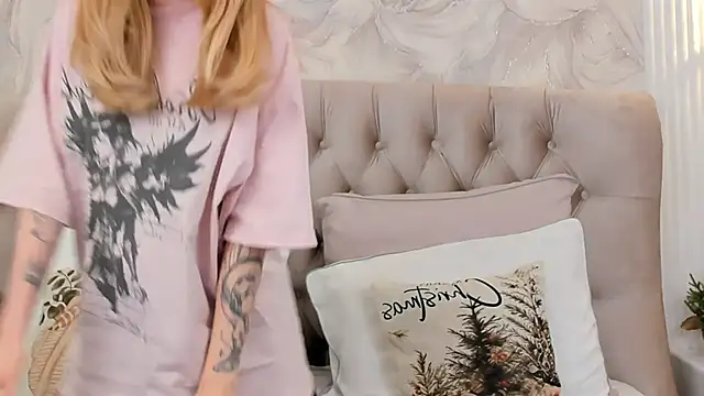 MelissaLiss online show from December 13, 7:53 pm