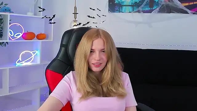 MelissaLiss online show from October 25, 3:08 pm