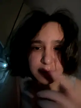 Luisaa rosee online show from November 17, 12:55 am