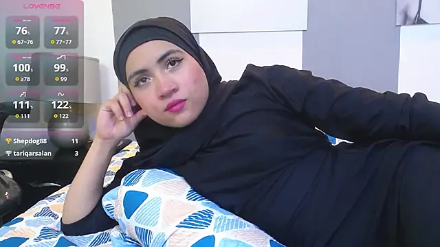 Neesha   online show from October 24, 9:00 pm