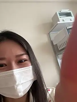 Snapshot of mia2_jp chatting on October 4, 4:07 am mia2 jp online show from October 4, 4:07 am