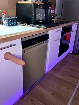 LaPetiteKim online show from October 17, 7:17 pm