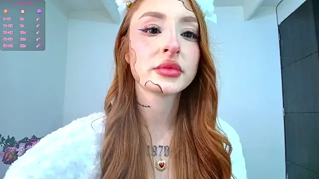 Bennuluspeach  online show from October 11, 5:04 pm