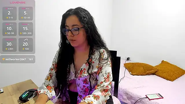 Venus cat  online show from November 2, 1:31 am