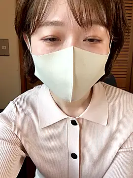 momo yuipu online show from October 6, 12:49 am