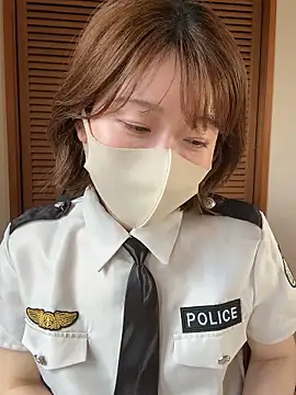 momo yuipu online show from October 27, 1:01 am