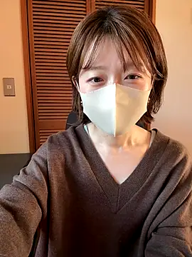 momo yuipu online show from October 23, 2:06 am