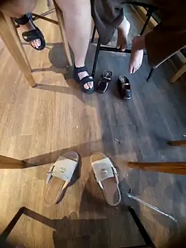 Zun 121 online show from October 16, 8:06 am