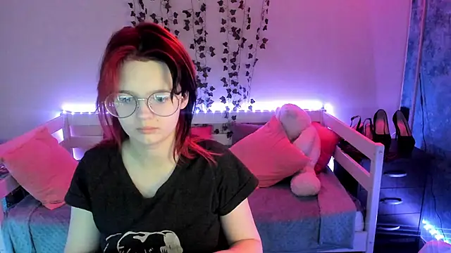 shy elina01 online show from November 25, 11:34 am