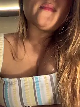 hottylover03 online show from October 13, 12:19 pm