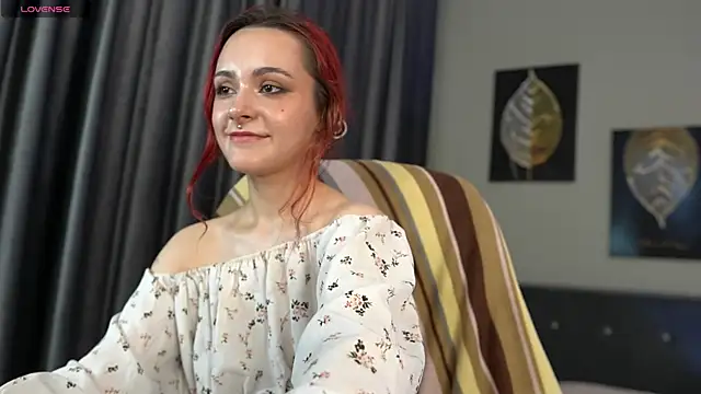 Snapshot of ElizabethMilller_ chatting on October 7, 10:47 pm ElizabethMilller  online show from October 7, 10:47 pm